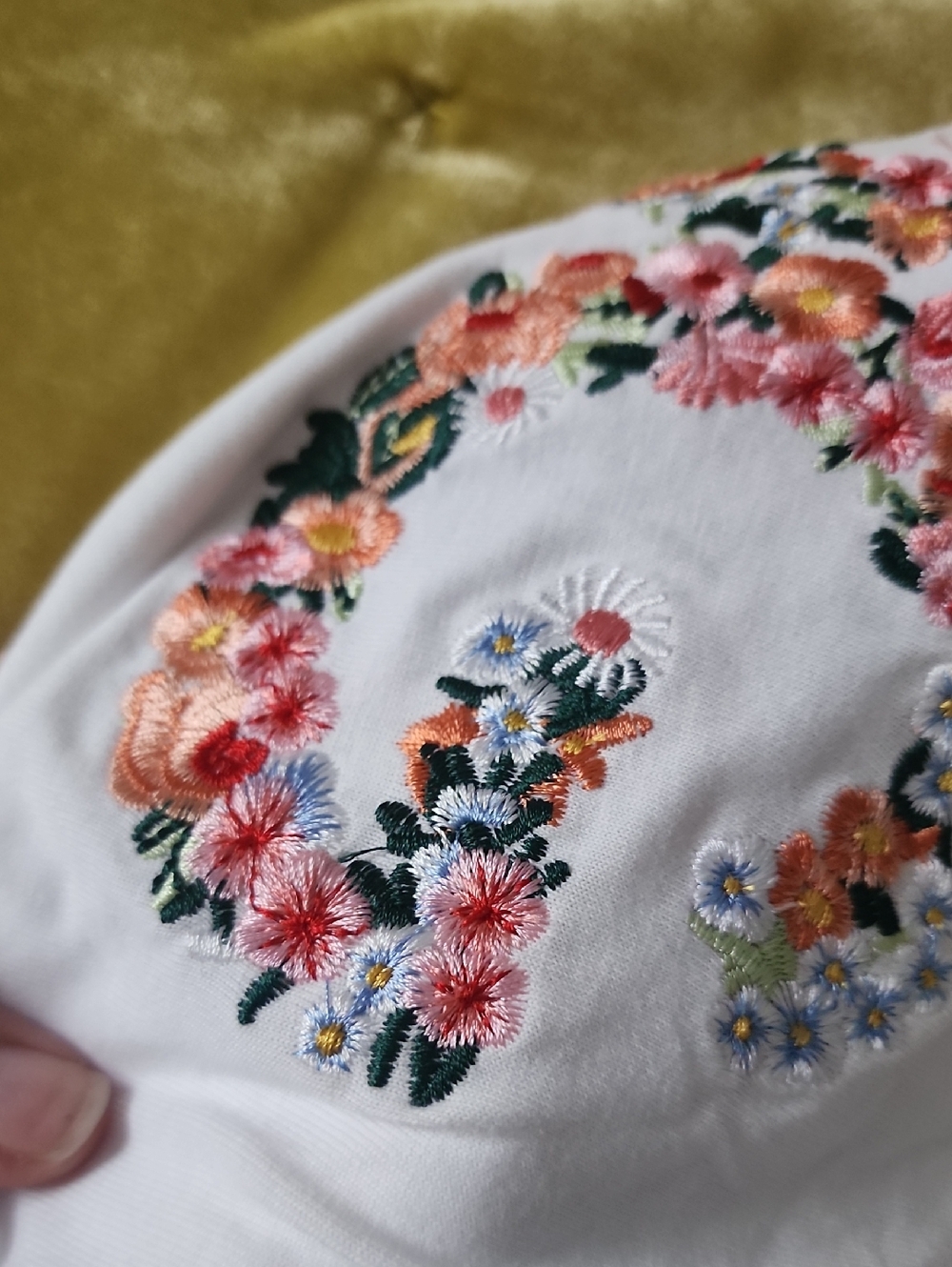 Dolce Gabbana Medium Size Tshirt - Picture 11 of 11